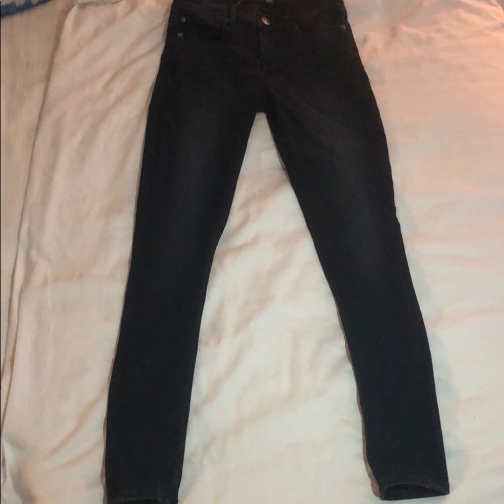 Express- mid rise legging denim pant-semi stretch